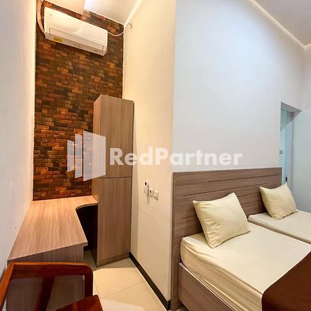 Griya Borobudur Malang Syariah Redpartner Blimbing  Dış mekan fotoğraf